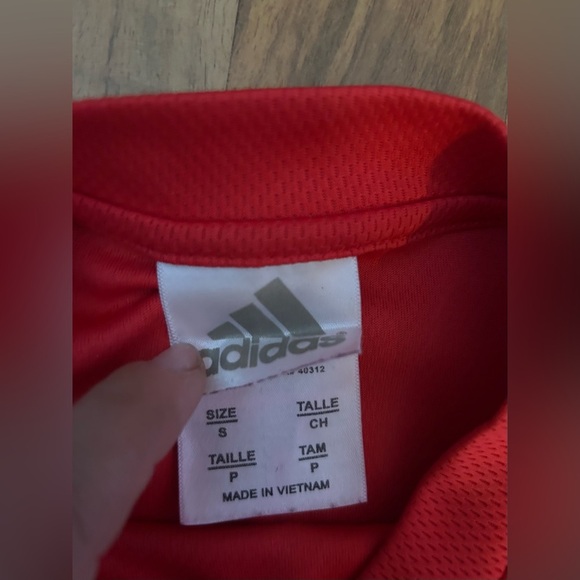 Vintage Adidas Red Tee - Picture 4 of 5
